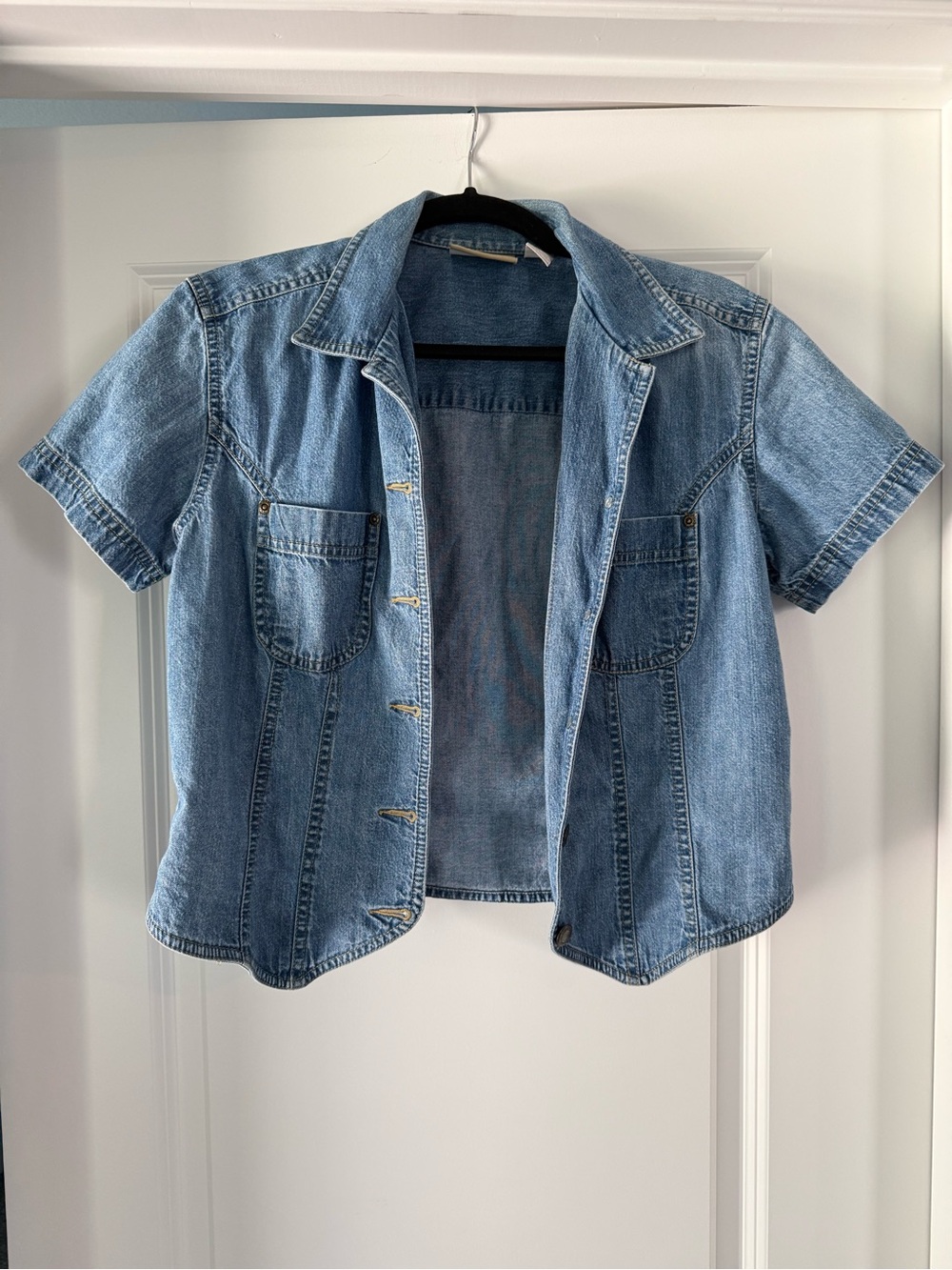 Liz Claiborne Light Wash Short-Sleeve Denim Jacket